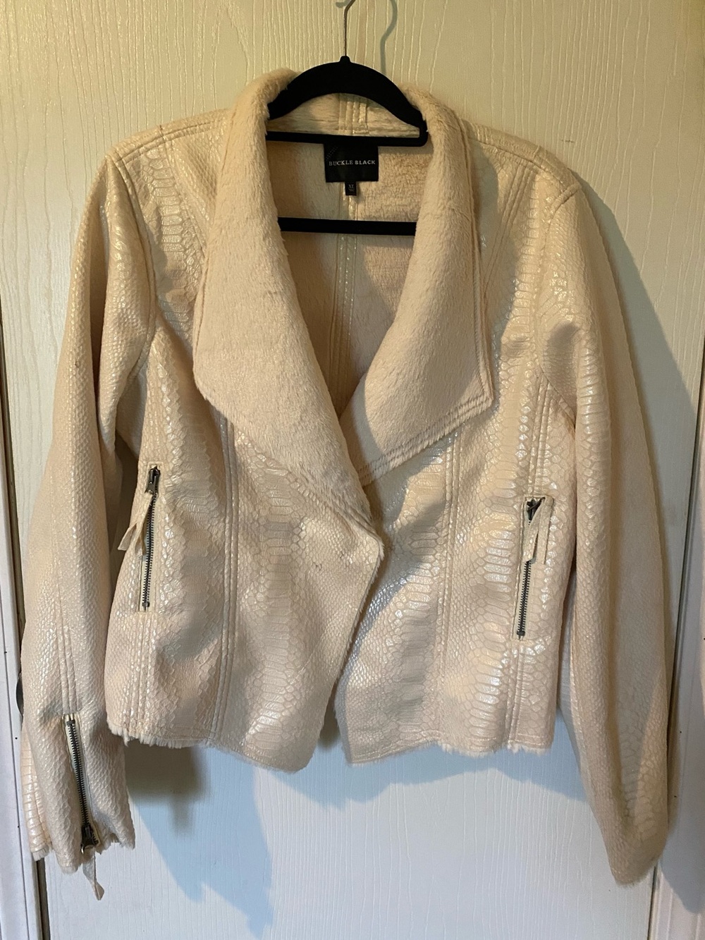 Buckle Black ivory Faux Snake Skin Fur open Jacket womens Size XL